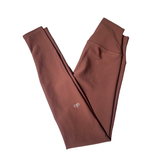 ALO Yoga Pants - ALO Yoga Full Length HIGH-WAIST AIRLIFT LEGGINGS Womens XS in Clay Chestnut